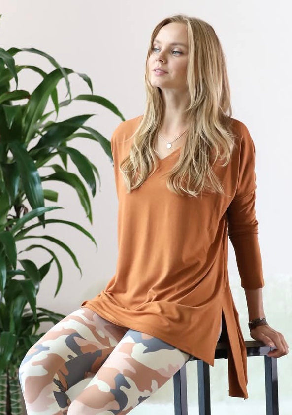 DOLMAN SLEEVE V-NECK SIDE SLIT HI-LOW HEM TOP - almond