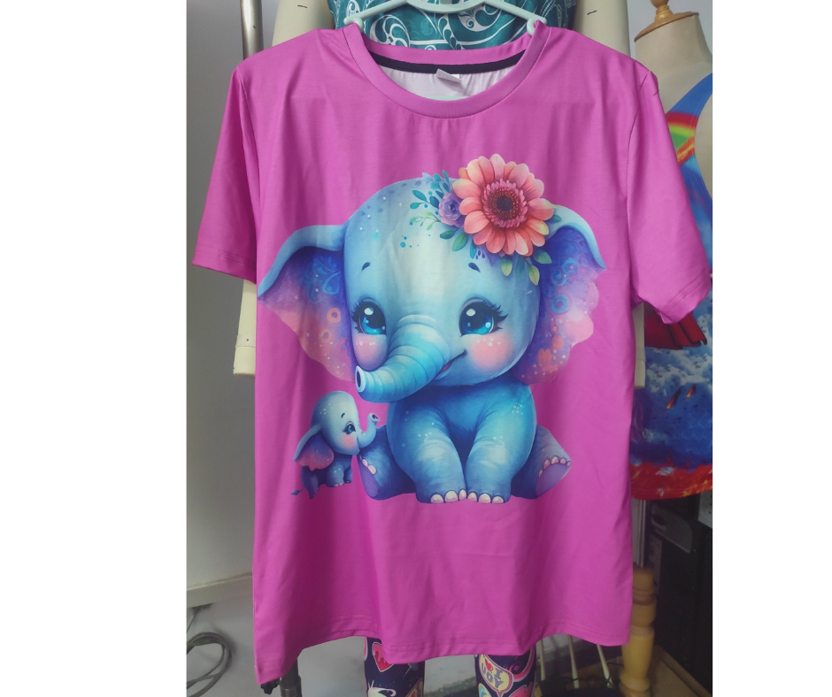 Baby Elephant - Short Sleeve Kid’s T-Shirt