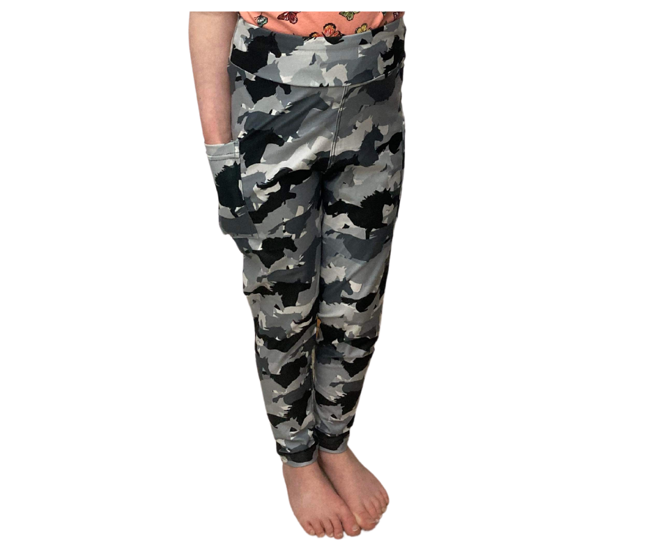 Camo Horses Yoga Band Pocket Leggings